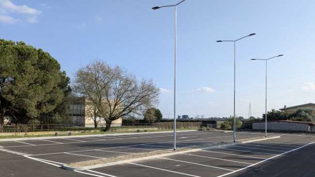 parcheggio cameri via muggio