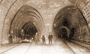 tunnel sempione antica uomini