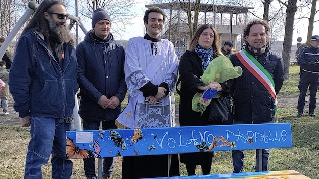 nuova panchina cameri