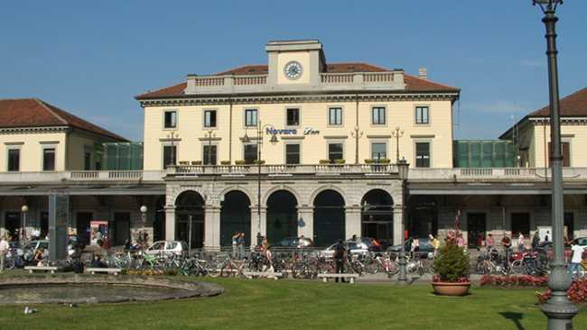 Novara Stazione FS DSCF0912