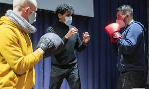 Novara teatro pugile