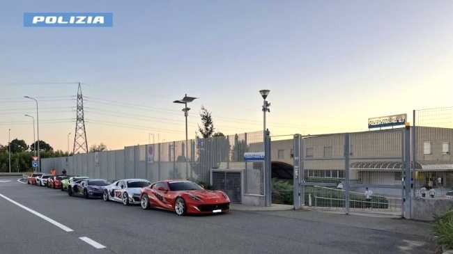 Supercar a Novara est