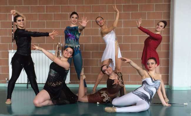 TwirlingSCristina Alcune Atlete Soliste SerieA Loano copertina