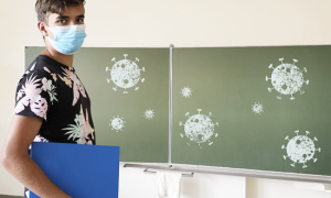 alunno lavagna covid images articles vco ossola 2021 ottobre thumb medium650 0