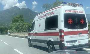 ambulanza superstrada giorno