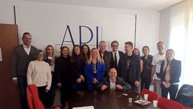 api gruppo polacchi