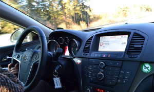 auto cruscotto guida