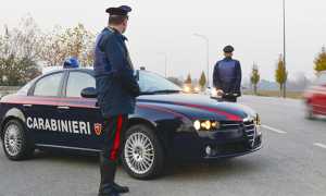 carabinieri pattuglia strada controllo inverno