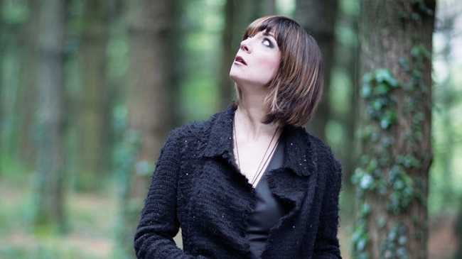 cristina dona alberi