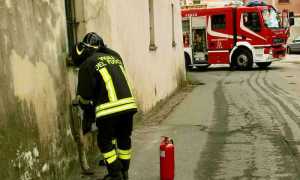 fuga gas vigili fuoco camion