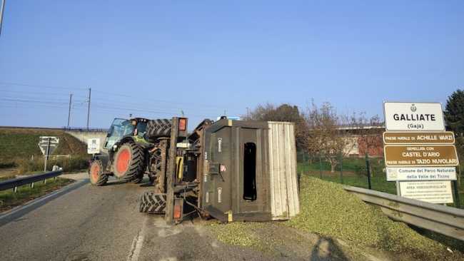 galliate rimorchio trattore
