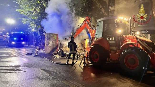 incendio novara container