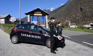 mascherina caranbinieri Foto CC Crodo