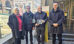 nuovo defibrillatore angolo ore