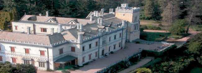oleggio castello