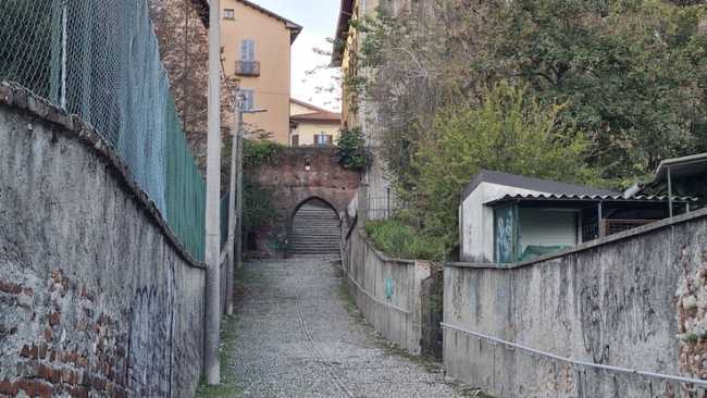 oleggio costa mazzeri da basso