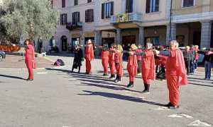 oleggio one billion rising piazza 25