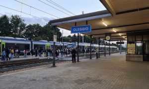 oleggio stazione binario