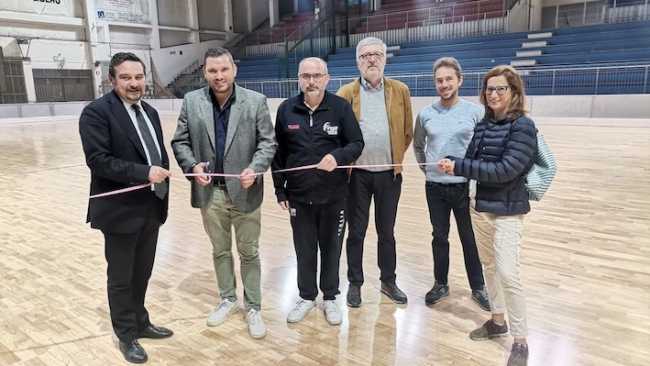 pala dal lago pista. parquet inaug