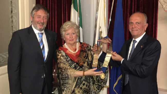 passaggio consegne rotary