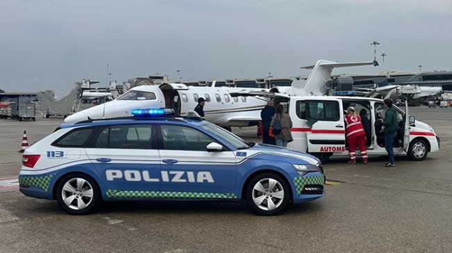 polizia auto aereo ambulanza trasporto organi
