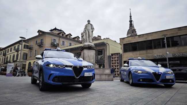 polizia novara auto piazza cavour