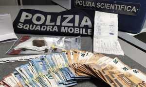 polizia spaccio arresto no