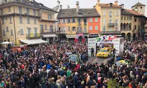 rally arrivo piazza mercato