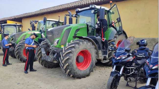 trattori rubati
