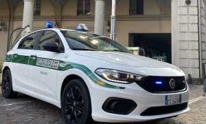 trecate polizia locale auto piazza