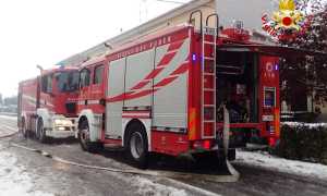 vigili fuoco autopompe neve