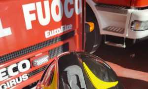 vigili fuoco casco scritta