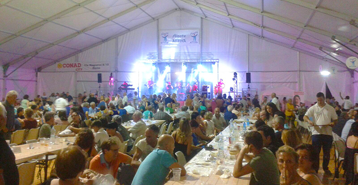 Un inizio con il botto la festa di San Lorenzo ad Alzate. Fotogallery