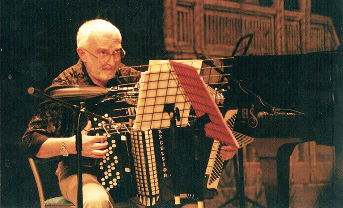 Il celebre fisarmonicista Gianni Coscia sabato al palacongressi di Arona 