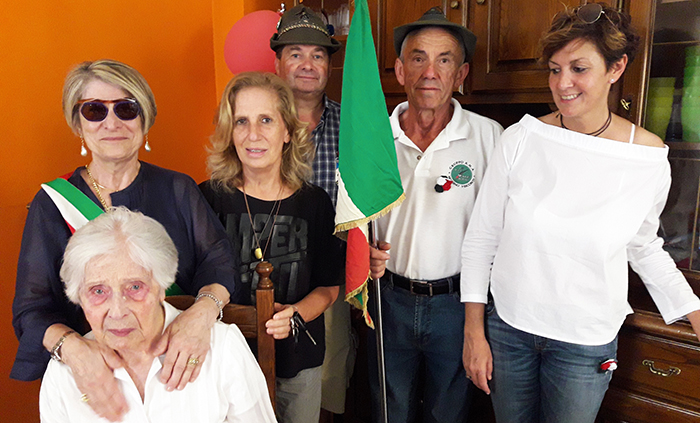 Adomilla Cerri festeggia 102 anni