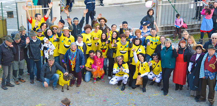 Sfilata dei carri per il martedì grasso di Carnevale a Dormelletto. Fotogallery