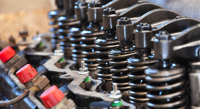 Corso di formazione all'Enaip novarese per la "riparazione di veicoli a motore”