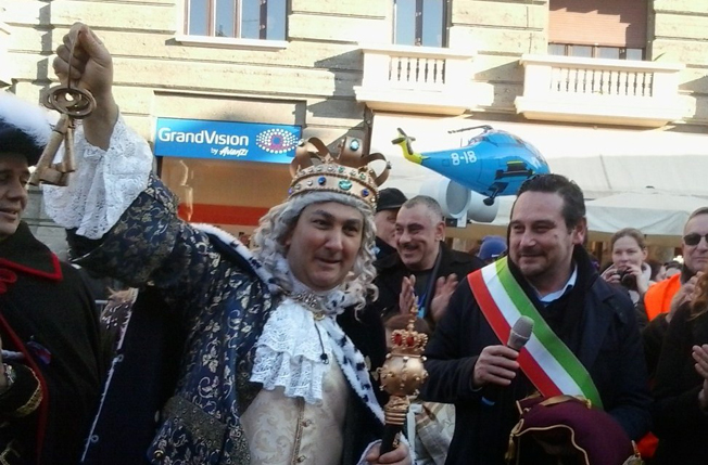 Aperto il Carnevale novarese. Fotogallery