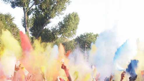 holi splash run