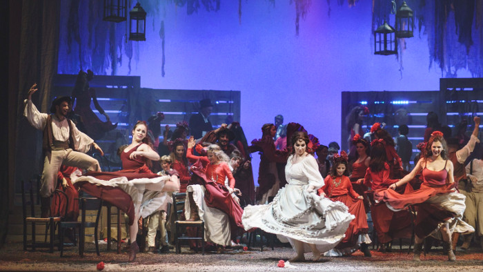 Una "Carmen" per famiglie e scuole al Teatro Coccia