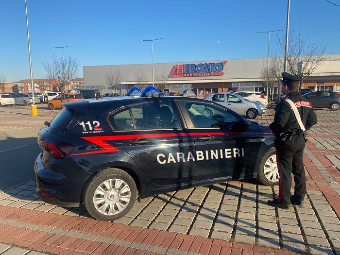 Ragazzino novarese fugge ai 200 km/h dai carabinieri di Biella