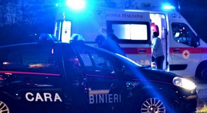 Incidente tra due auto, uomo portato al Dea in codice rosso