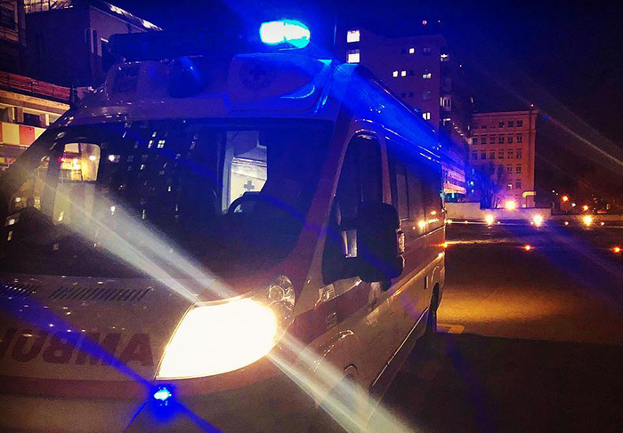 Novara, donna ferita da una coltellata durante una lite