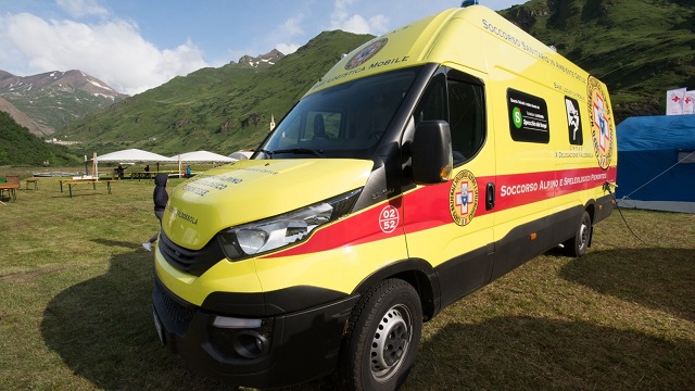 soccorso alpino base logistica mobile