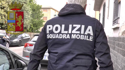 polizia squadra mobile