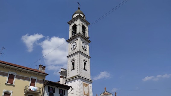 cameri chiesa
