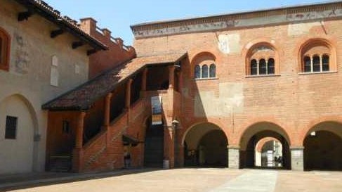 novara arengo broletto