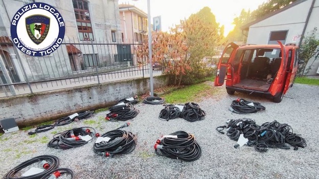 trecate furto cavi elettrici