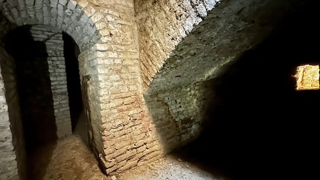 novara castello sotterranei