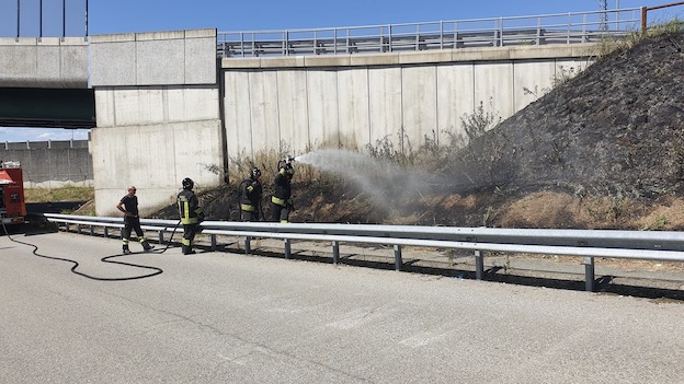 incendio galliate romentino